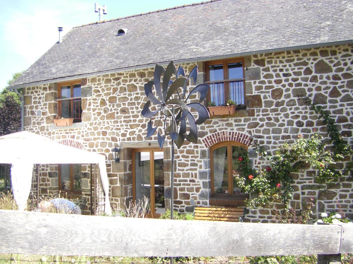 La Cloue Bed and Breakfast Sainte-Marie-du-Bois  Buitenkant foto