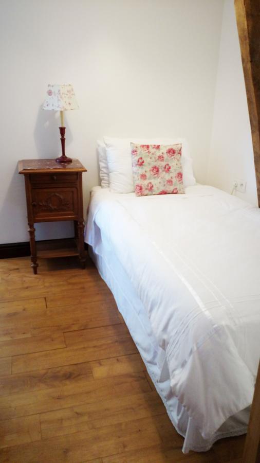 La Cloue Bed and Breakfast Sainte-Marie-du-Bois  Buitenkant foto
